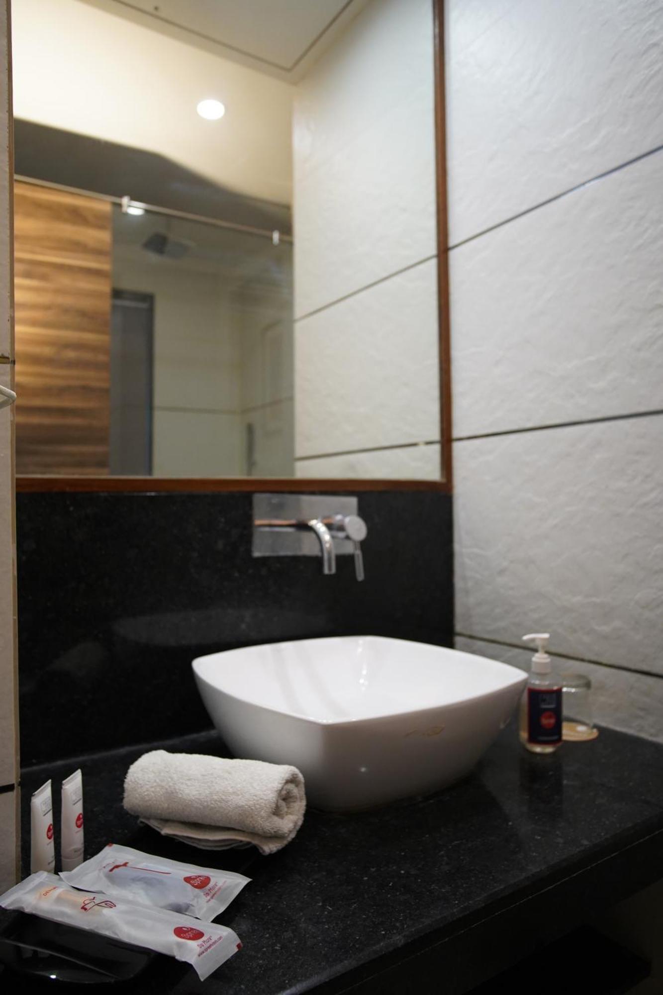 Spree Hotel ג'איפור מראה חיצוני תמונה